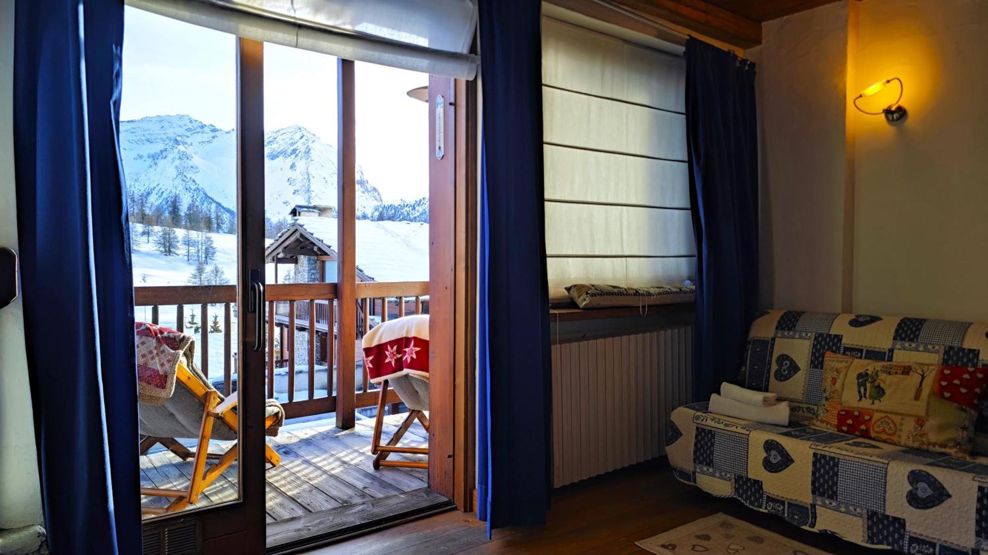 Hostdomus - Imperial Chalet Villa เซสตรีเอ ภายนอก รูปภาพ